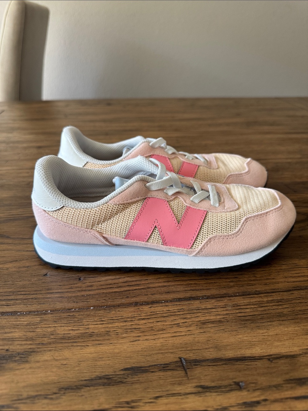 Kids New Balance 237 Pink Sneakers